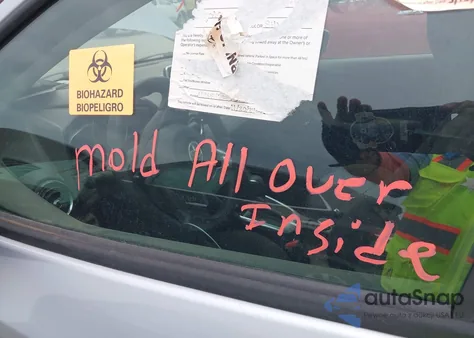 2017 Toyota Yaris Ia z USA, uszkodzony, nr VIN 3MYDLBYV1HY158225